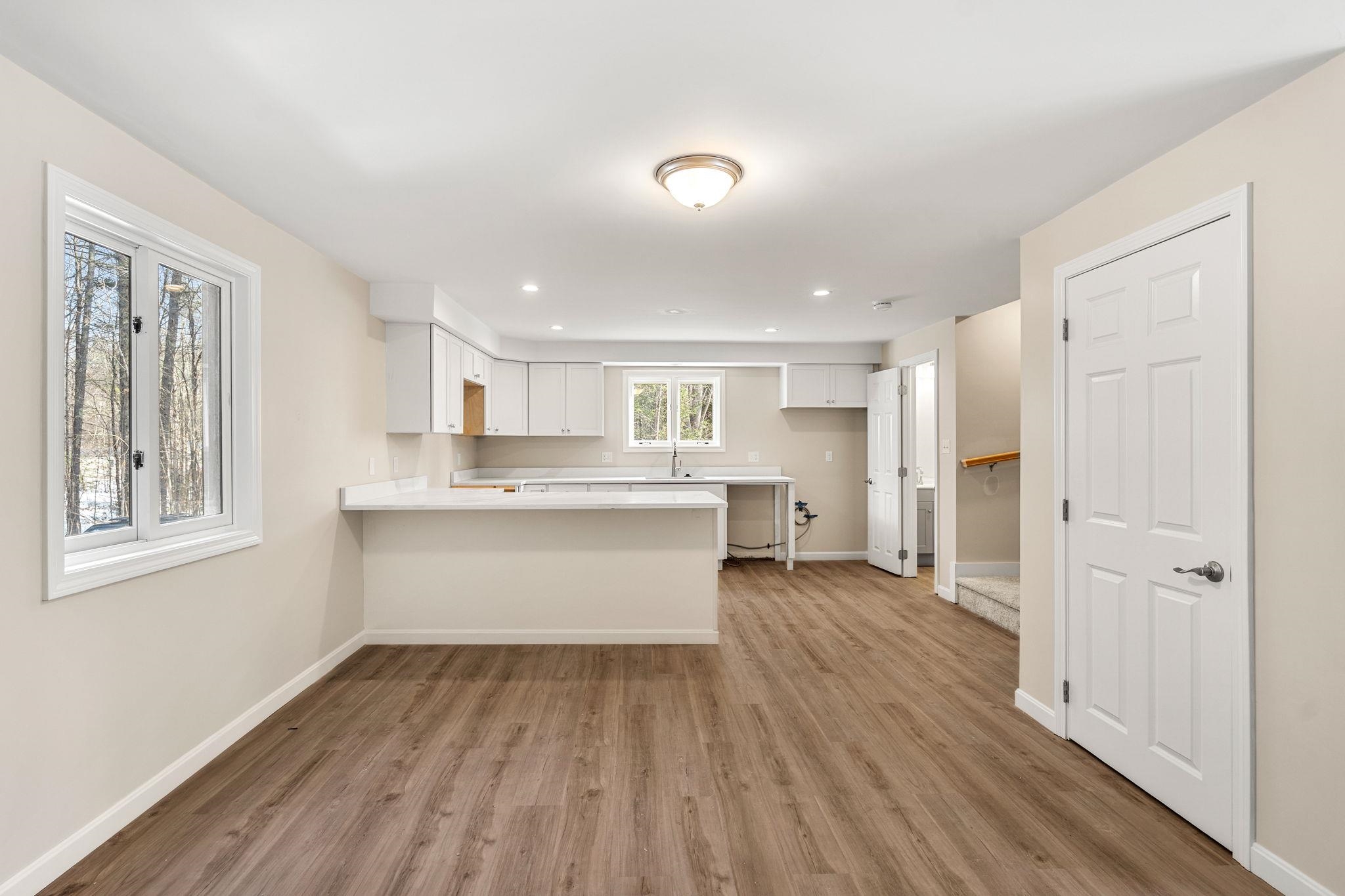 153 Coffin Road, Unit 10 Epping, NH 03042 - Photo 20 of 32