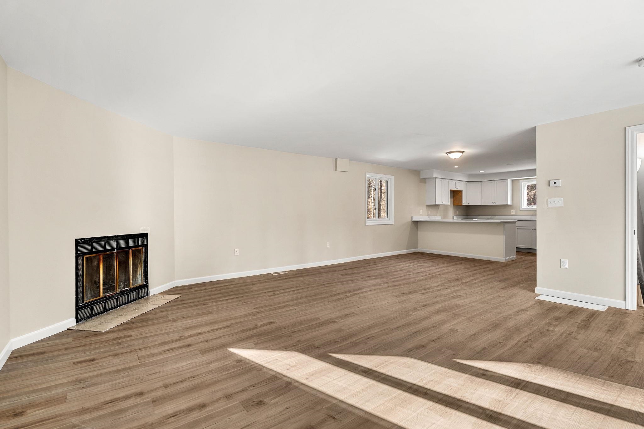 153 Coffin Road, Unit 10 Epping, NH 03042 - Photo 28 of 32