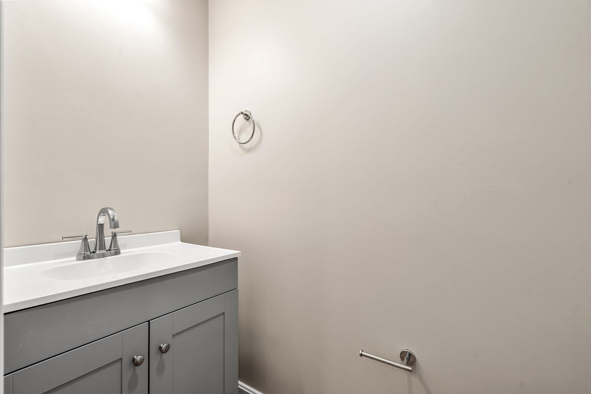 153 Coffin Road, Unit 10 Epping, NH 03042 - Photo 8 of 32