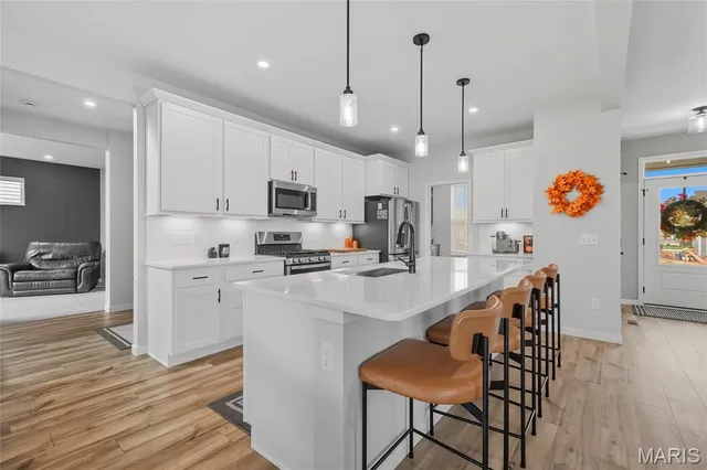 $725,000 | 6712 Preservation Parkway, St. Louis, MO 63123