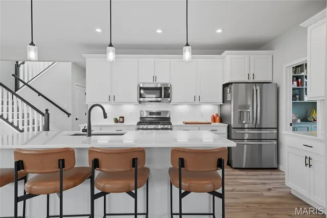 $725,000 | 6712 Preservation Parkway, St. Louis, MO 63123