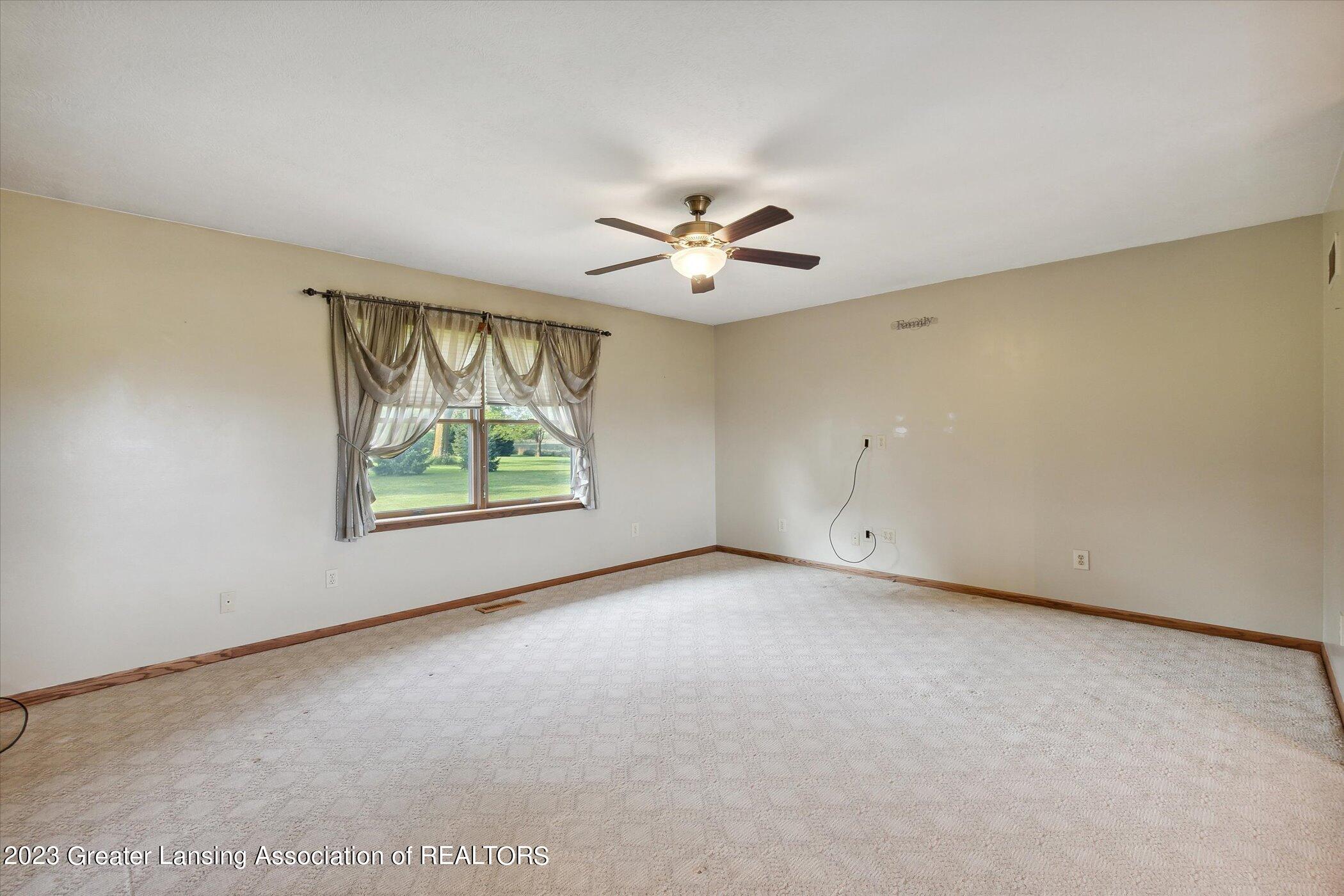 201 North Chester Road Charlotte, MI 48813 - Photo 11 of 49 11-201-N-Chester-Rd-Charlotte-MI-48813-W