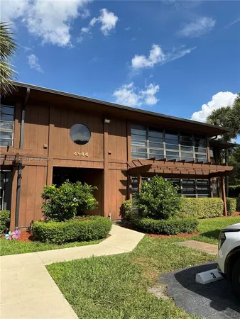 $365,000 | 4944 Northwest 102nd Avenue, Unit 2043, Doral, FL 33178