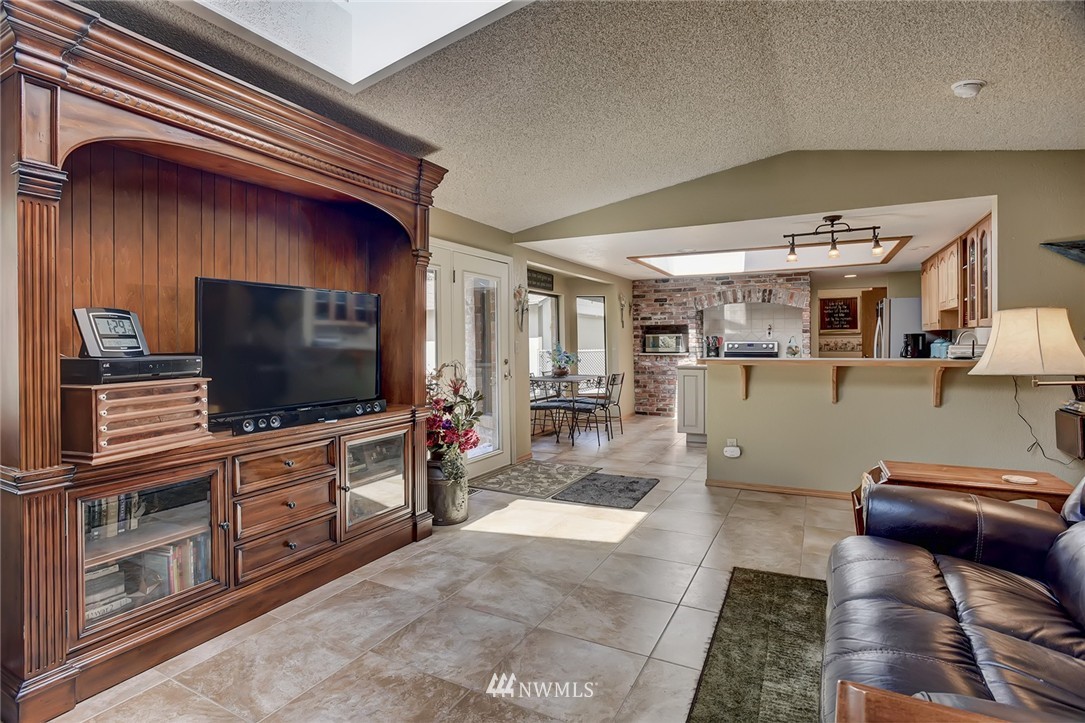 9650 Sidney Road Southwest Port Orchard, WA 98367 - Photo 14 of 21 Gallery Image 14