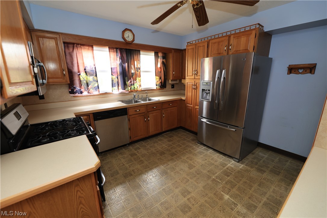 11735 Lyman Road Chesterland, OH 44026 - Photo 7 of 27 Gallery Image 7