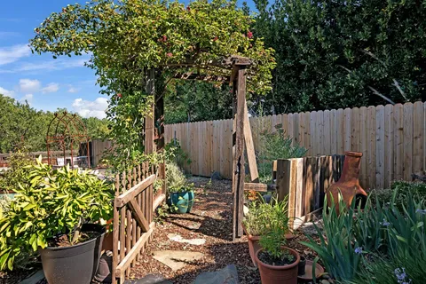 $569,000 | 1008 Suffolk Court, Winters, CA 95694