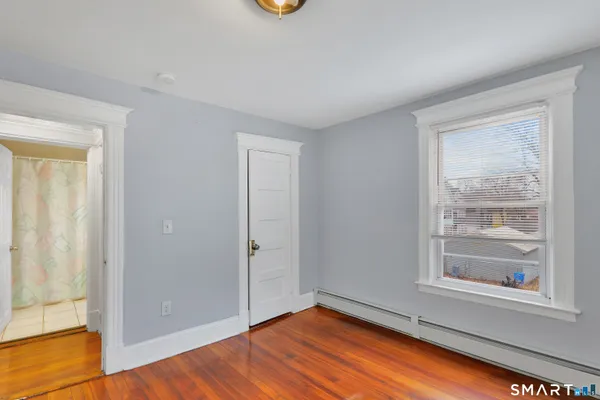 $350,000 | 382 Vine Street, Hartford, CT 06112