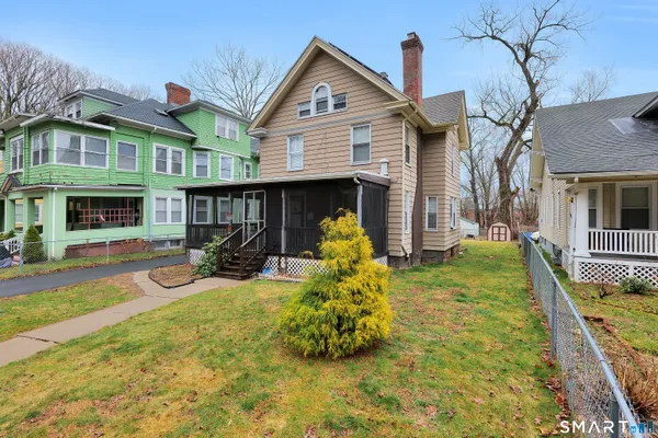 $350,000 | 382 Vine Street, Hartford, CT 06112