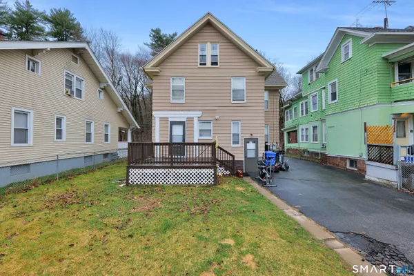 $350,000 | 382 Vine Street, Hartford, CT 06112