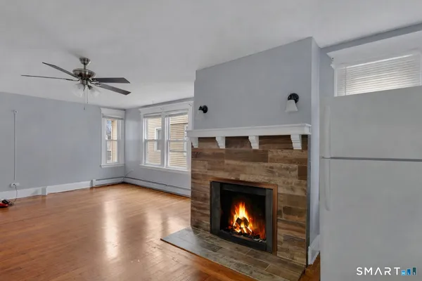 $350,000 | 382 Vine Street, Hartford, CT 06112