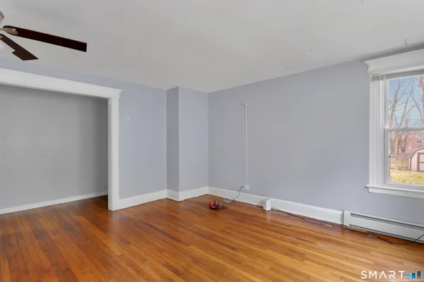 $350,000 | 382 Vine Street, Hartford, CT 06112