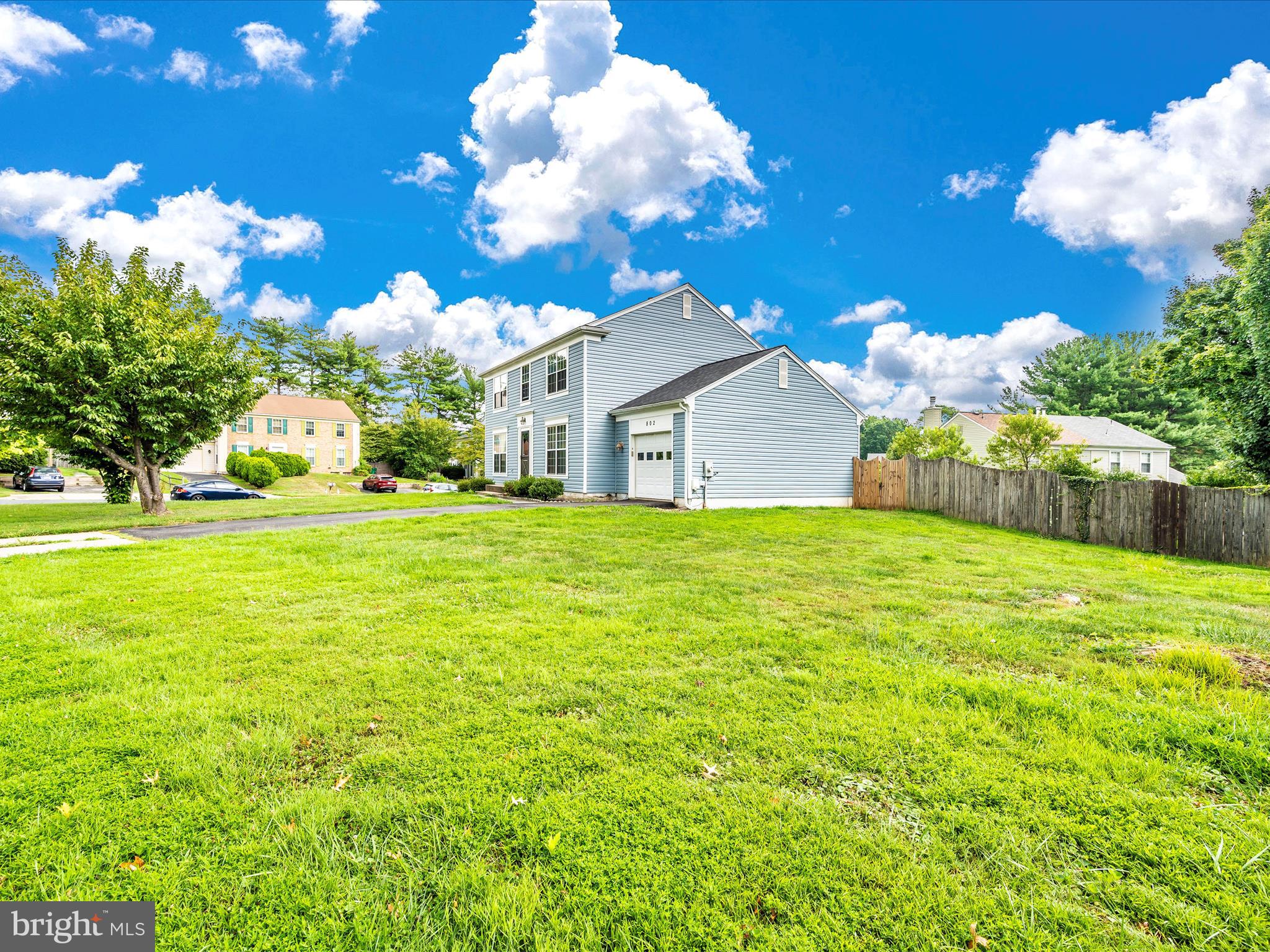 802 Pointer Ridge Drive Gaithersburg, MD 20878 - Photo 41 of 43 Exterior Front