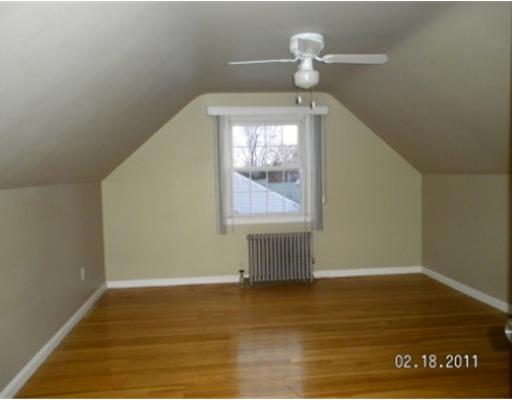 34 Carpathia Road Cranston, RI 02920 - Photo 8 of 11 Bedroom.