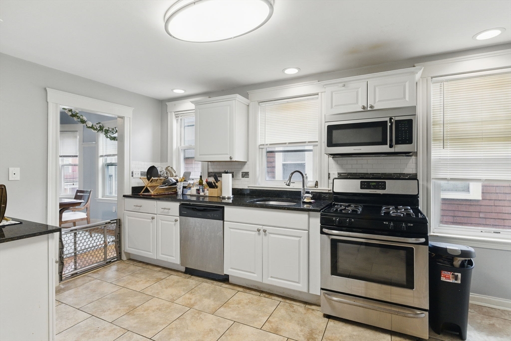 19 Semont Road, Unit 2 Boston, MA 02124 - Photo 4 of 27 Gallery Image 4