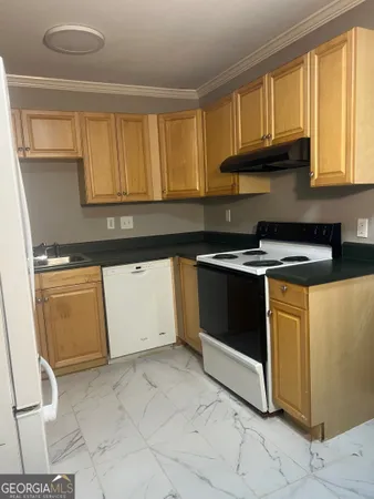 $170,000 | 813 Jordan Lane, Unit J 4, Decatur, GA 30033