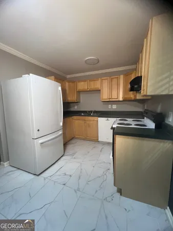 $170,000 | 813 Jordan Lane, Unit J 4, Decatur, GA 30033