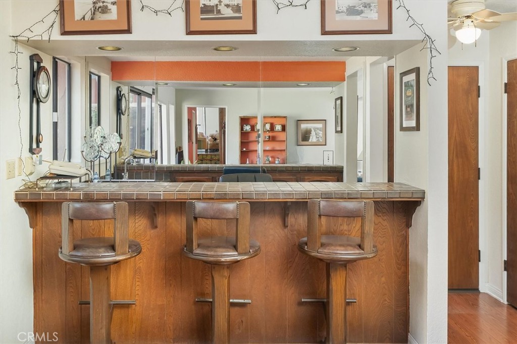 537 3rd Street Manhattan Beach, CA 90266 - Photo 16 of 37