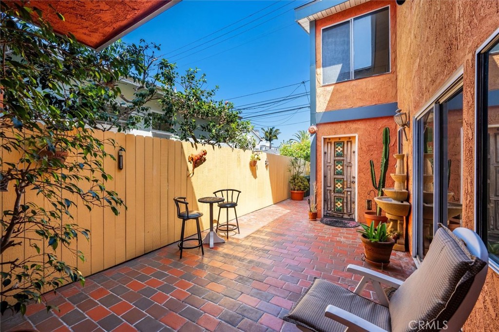 537 3rd Street Manhattan Beach, CA 90266 - Photo 18 of 37