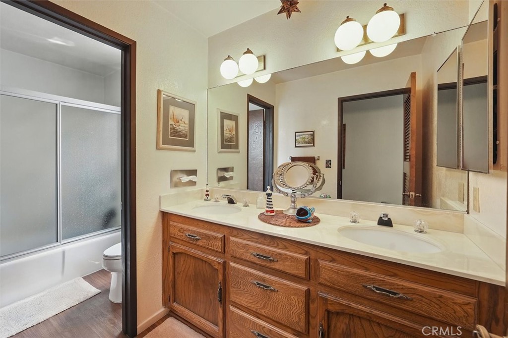 537 3rd Street Manhattan Beach, CA 90266 - Photo 34 of 37