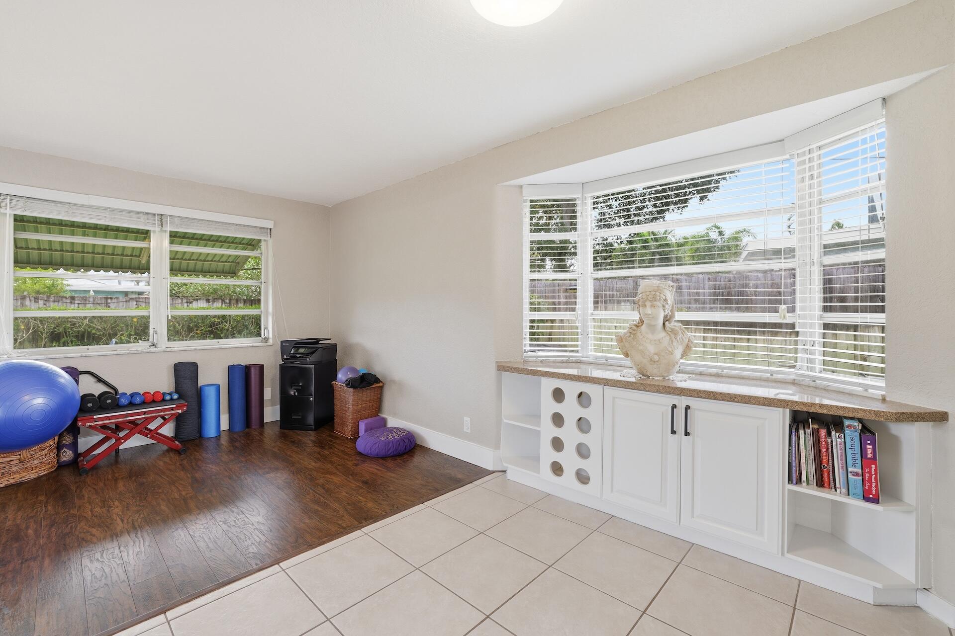 1165 Southwest 12th Road Boca Raton, FL 33486 - Photo 11 of 32 0H8A9215