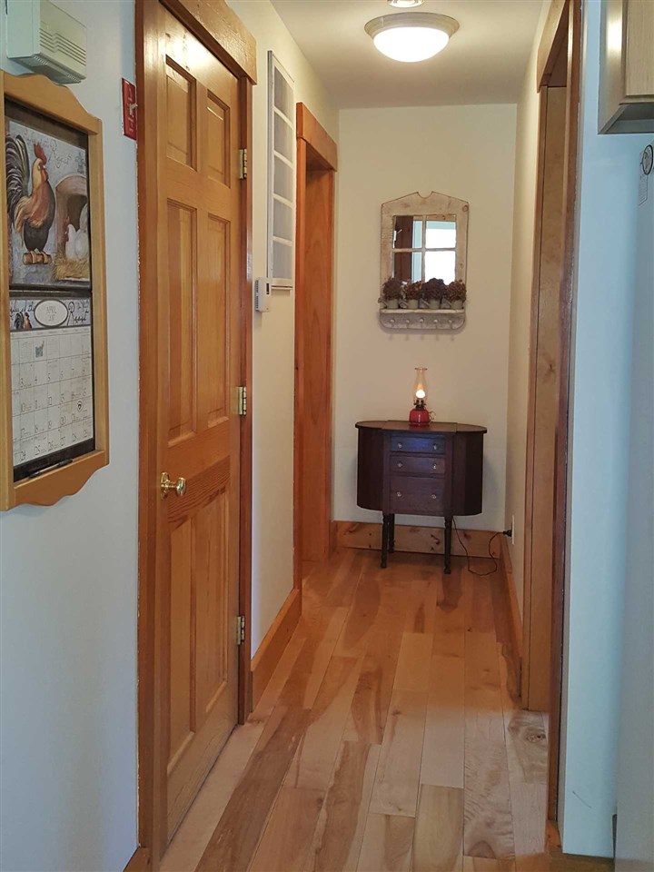 67 Middle Road Deerfield, NH 03037 - Photo 13 of 31