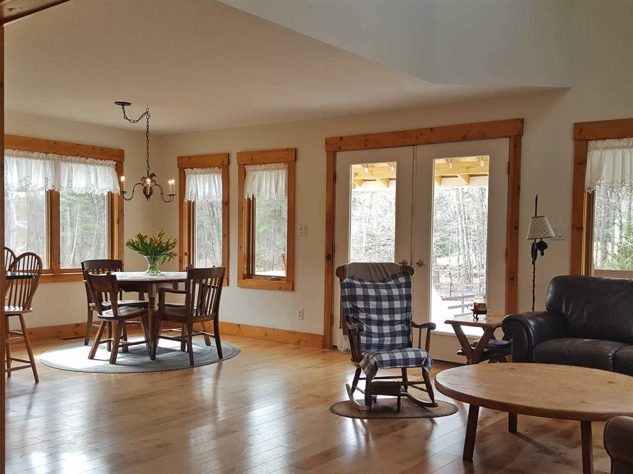 67 Middle Road Deerfield, NH 03037 - Photo 4 of 31
