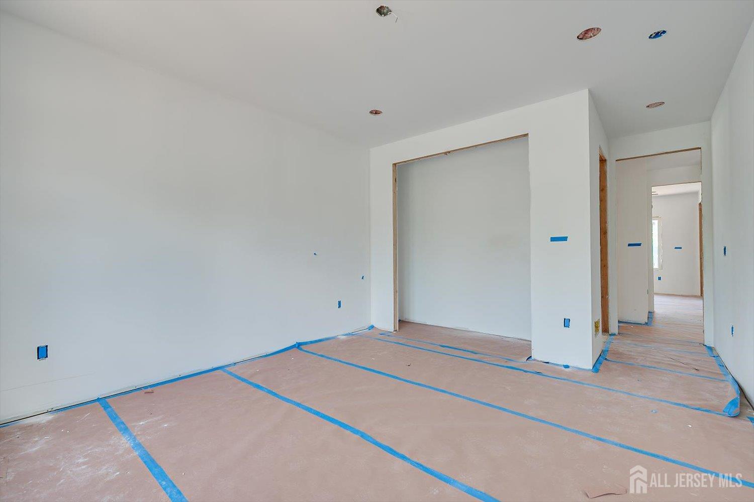 54 Nevsky Street Edison, NJ 08820 - Photo 50 of 53