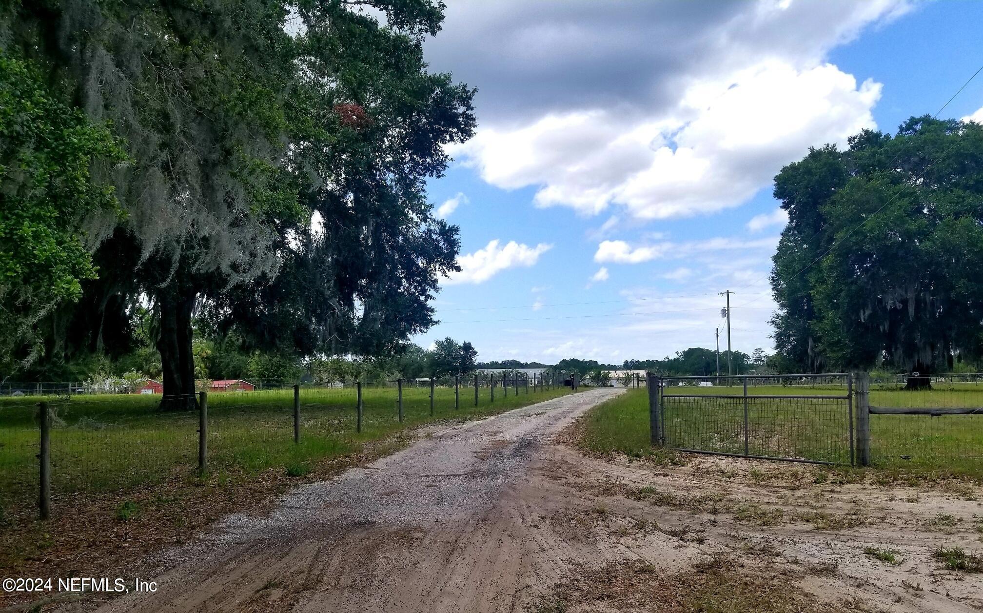 446 Georgetown Shortcut Road Georgetown, FL 32139 - Photo 7 of 8 a view of a park