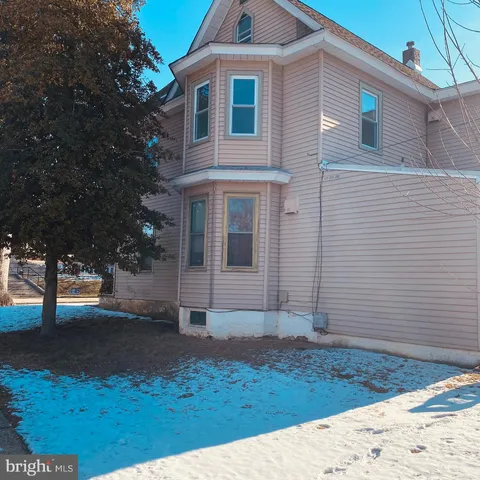 $1,700 | 328 328-apt B Broadway Street South, Unit B, Pitman, NJ 08071