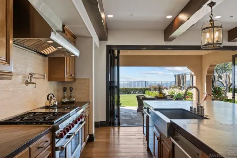 $4,150,000 | 18264 Avenida Manantial, Rancho Santa Fe, CA 92067