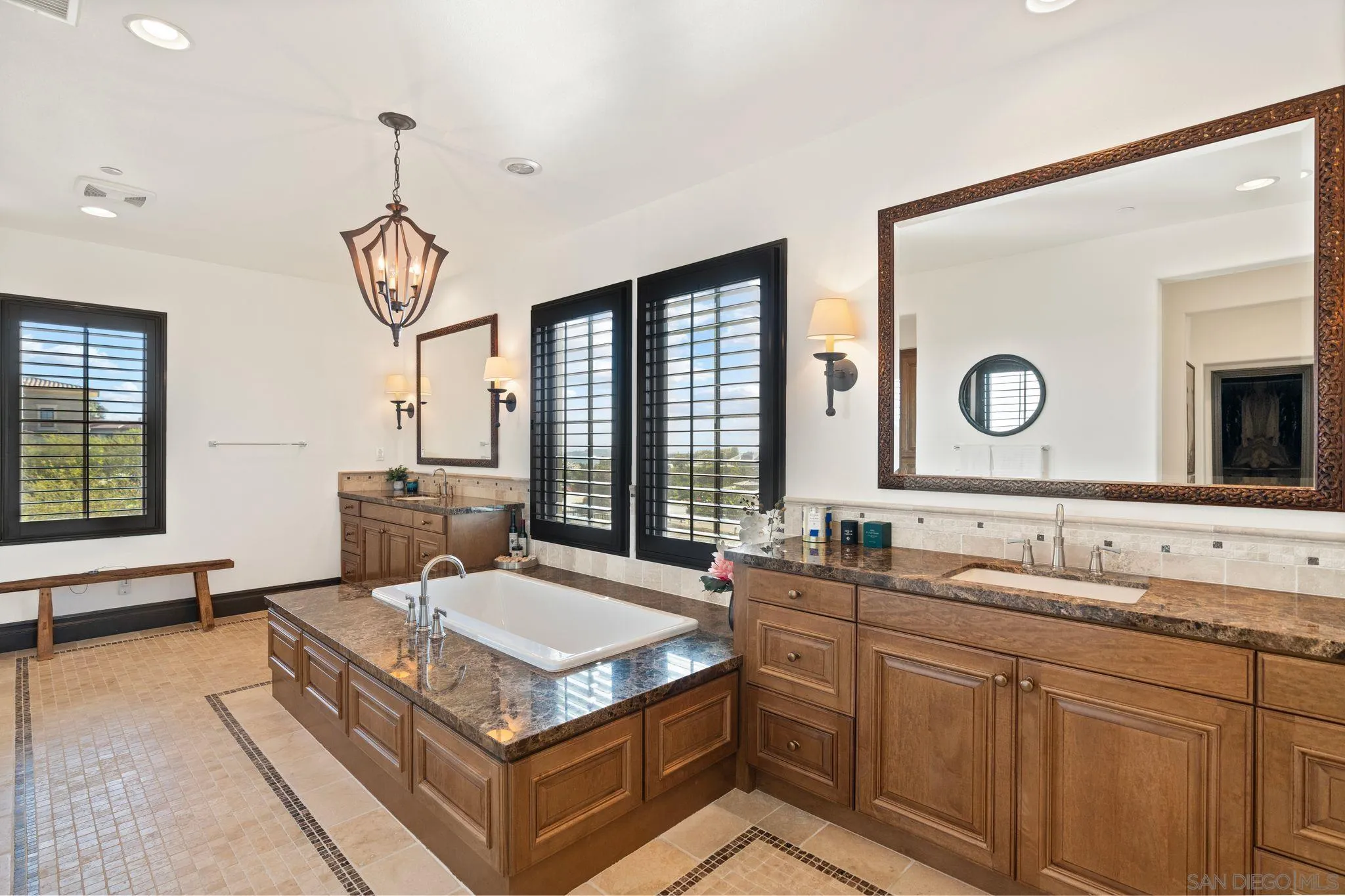 18264 Avenida Manantial Rancho Santa Fe, CA 92067 - Photo 18 of 54