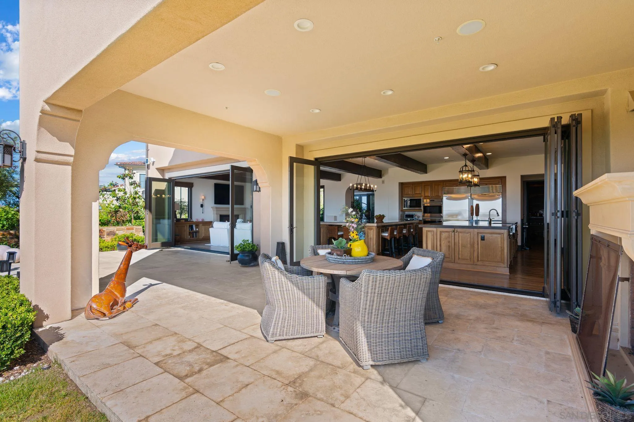 18264 Avenida Manantial Rancho Santa Fe, CA 92067 - Photo 20 of 54