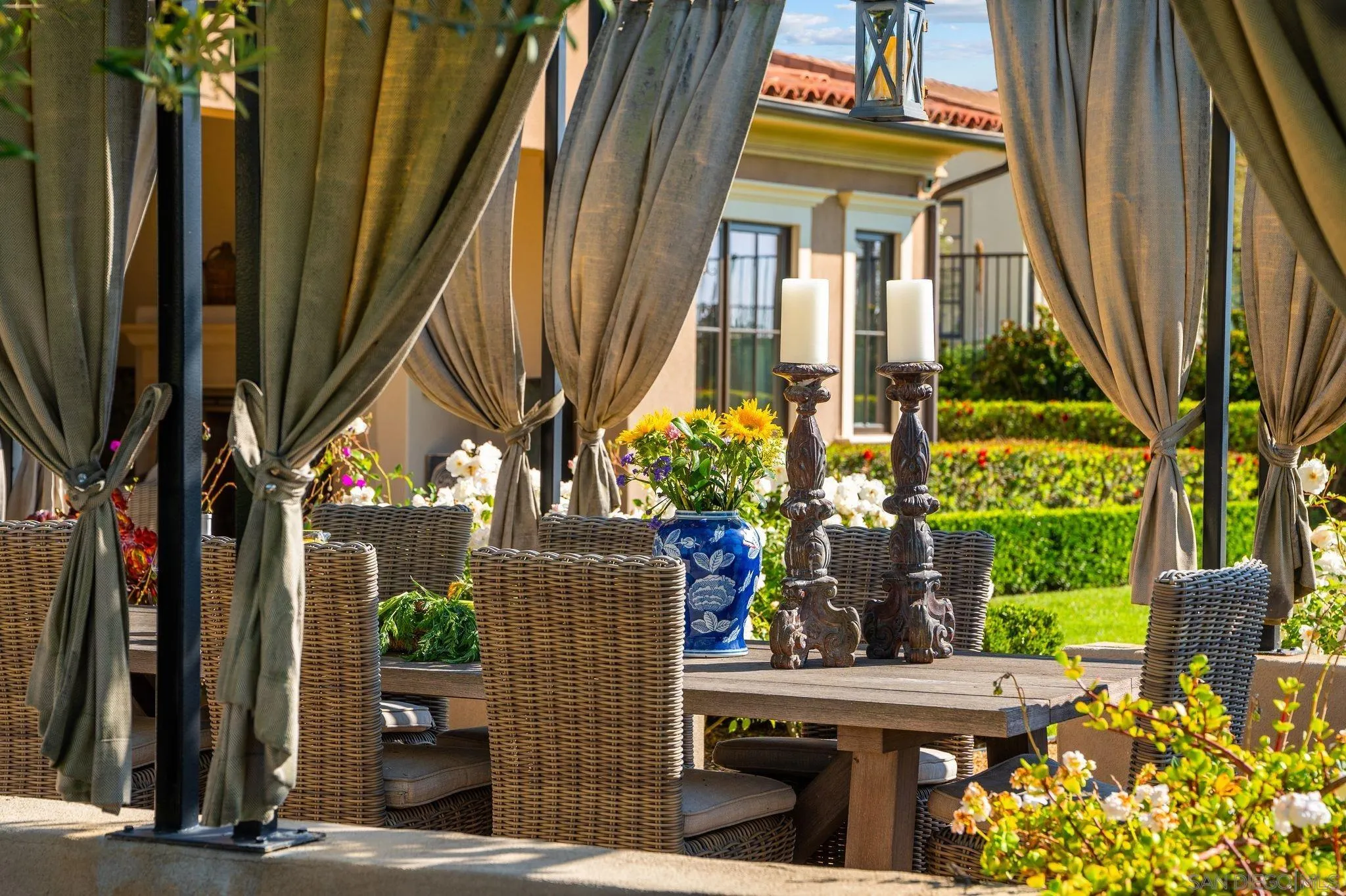 18264 Avenida Manantial Rancho Santa Fe, CA 92067 - Photo 33 of 54