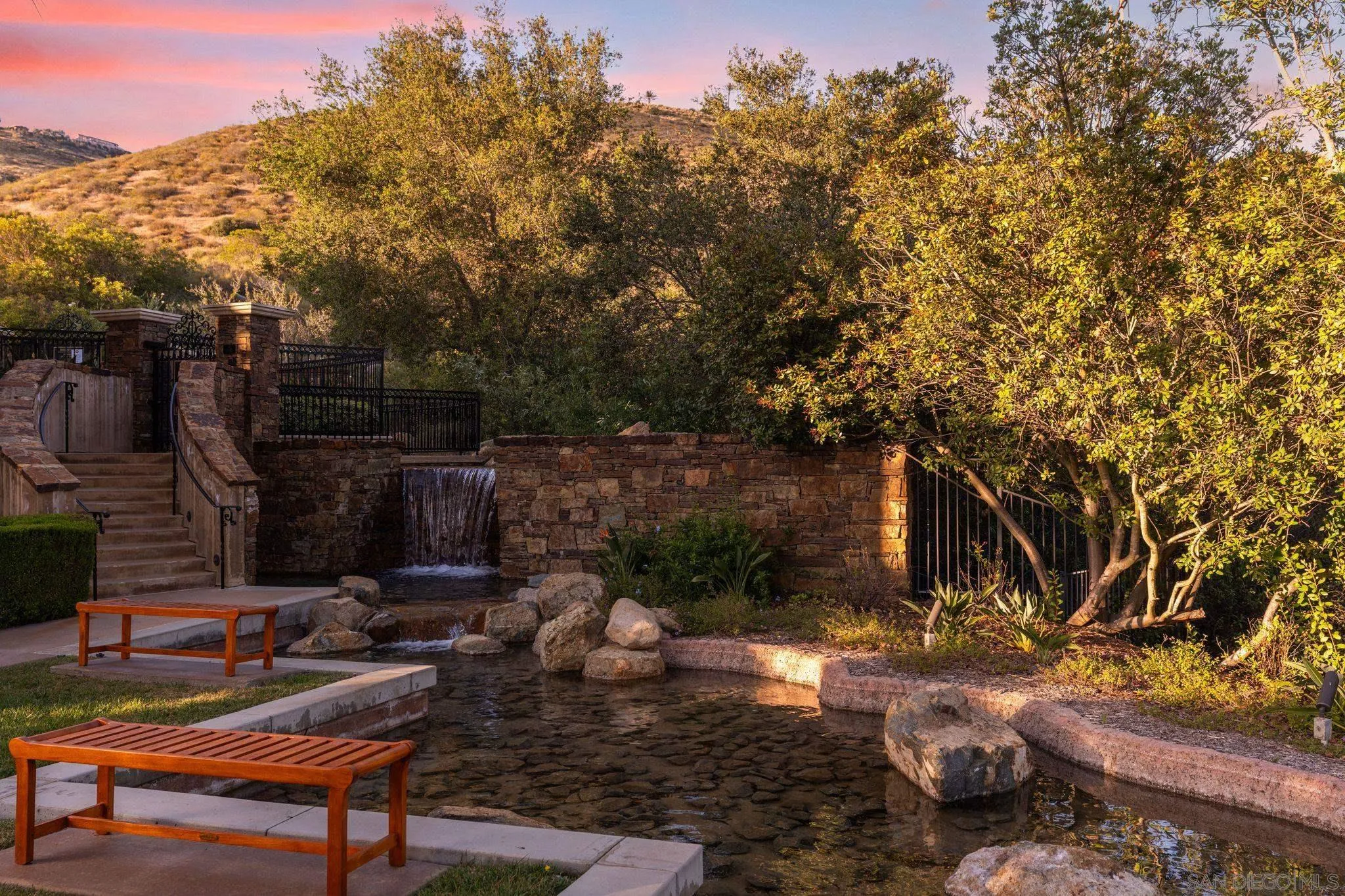18264 Avenida Manantial Rancho Santa Fe, CA 92067 - Photo 35 of 54
