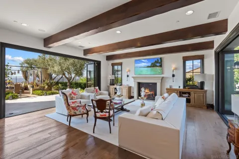 $4,150,000 | 18264 Avenida Manantial, Rancho Santa Fe, CA 92067