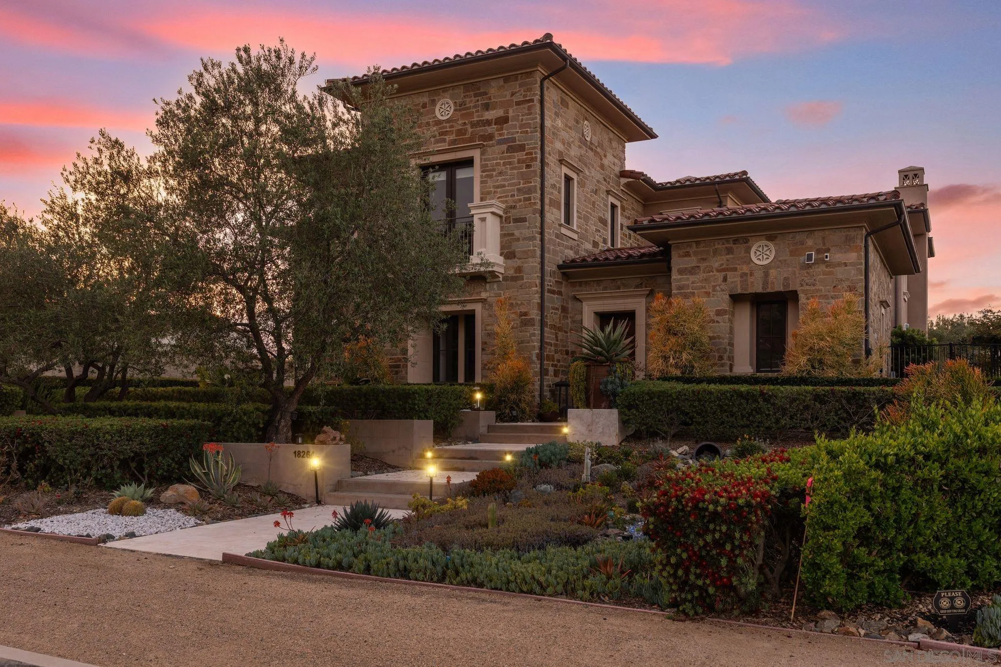 18264 Avenida Manantial Rancho Santa Fe, CA 92067 - Photo 49 of 54