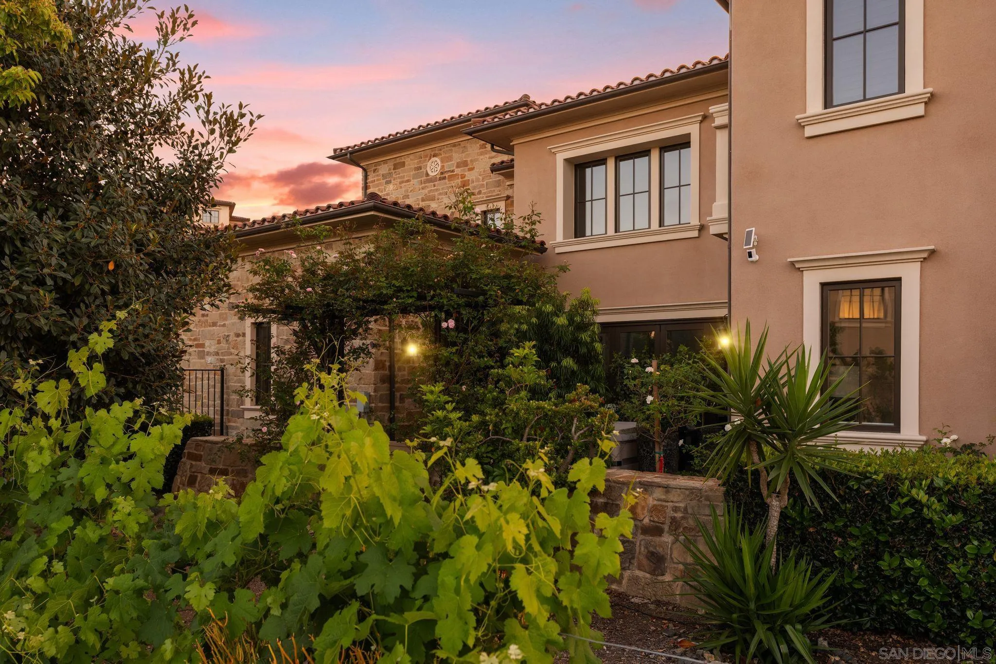 18264 Avenida Manantial Rancho Santa Fe, CA 92067 - Photo 53 of 54