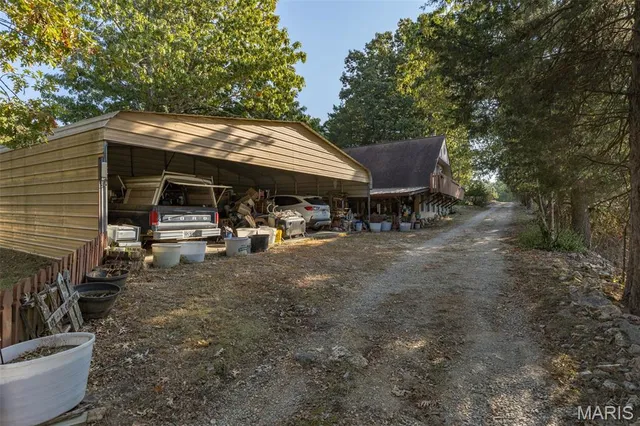 $600,000 | 2725 Madison 238, Fredericktown, MO 63645