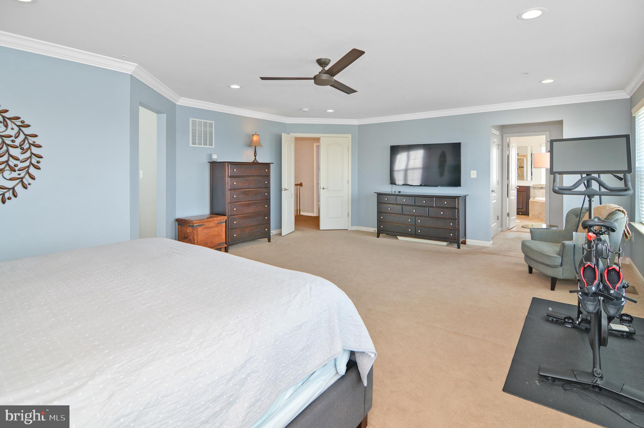 2307 Blackberry Road Baltimore, MD 21209 - Photo 18 of 37