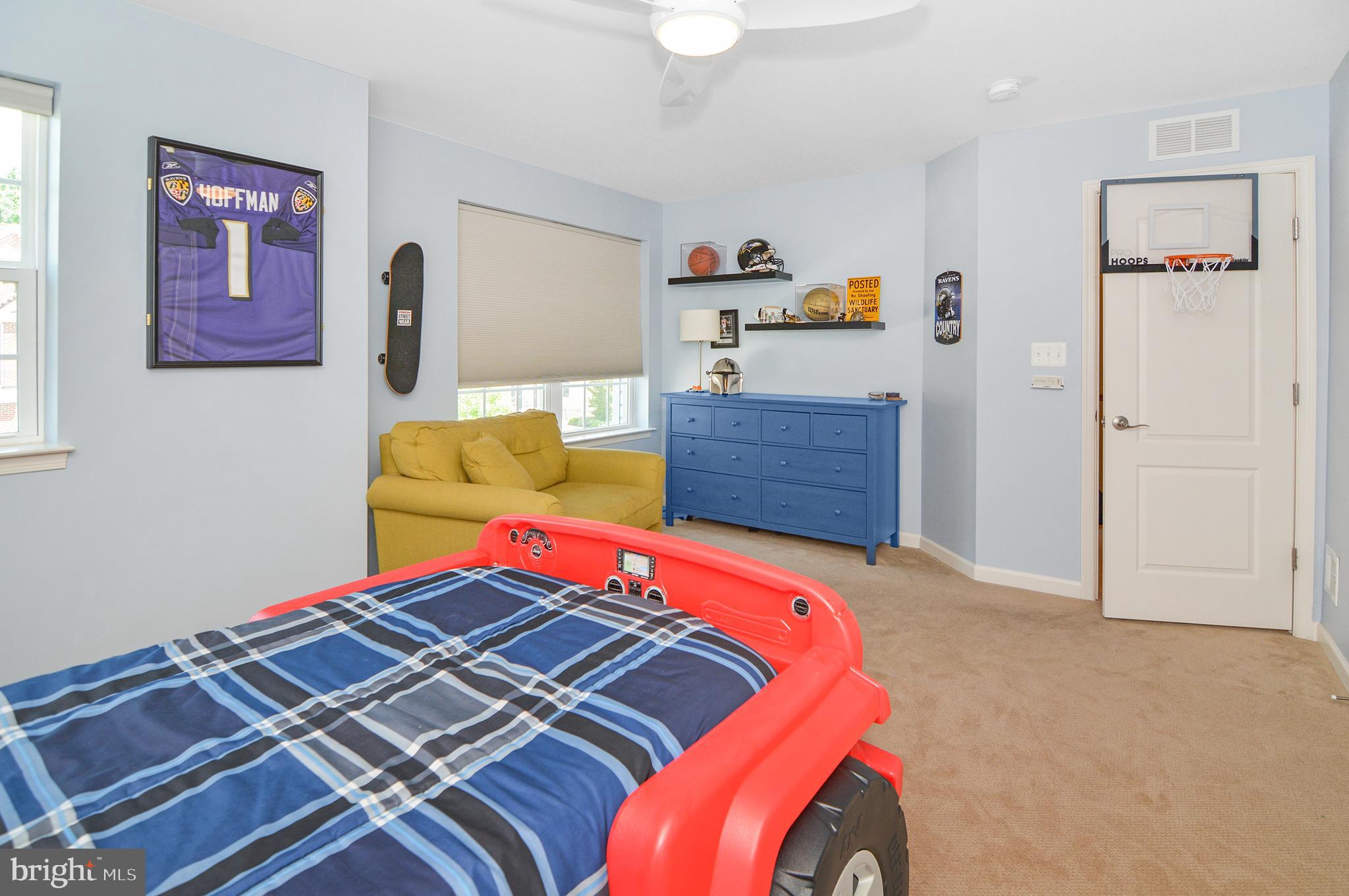 2307 Blackberry Road Baltimore, MD 21209 - Photo 22 of 37