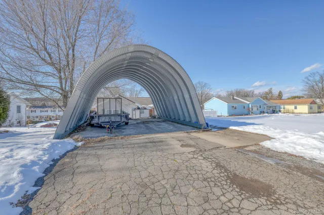 $325,000 | 29 Vans Terrace, Lake Katrine, NY 12449