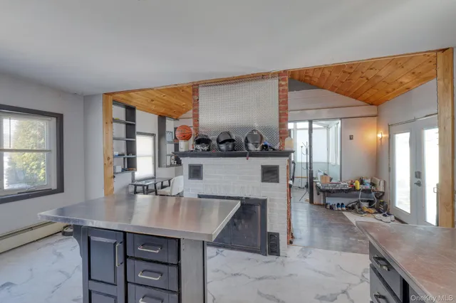 $325,000 | 29 Vans Terrace, Lake Katrine, NY 12449