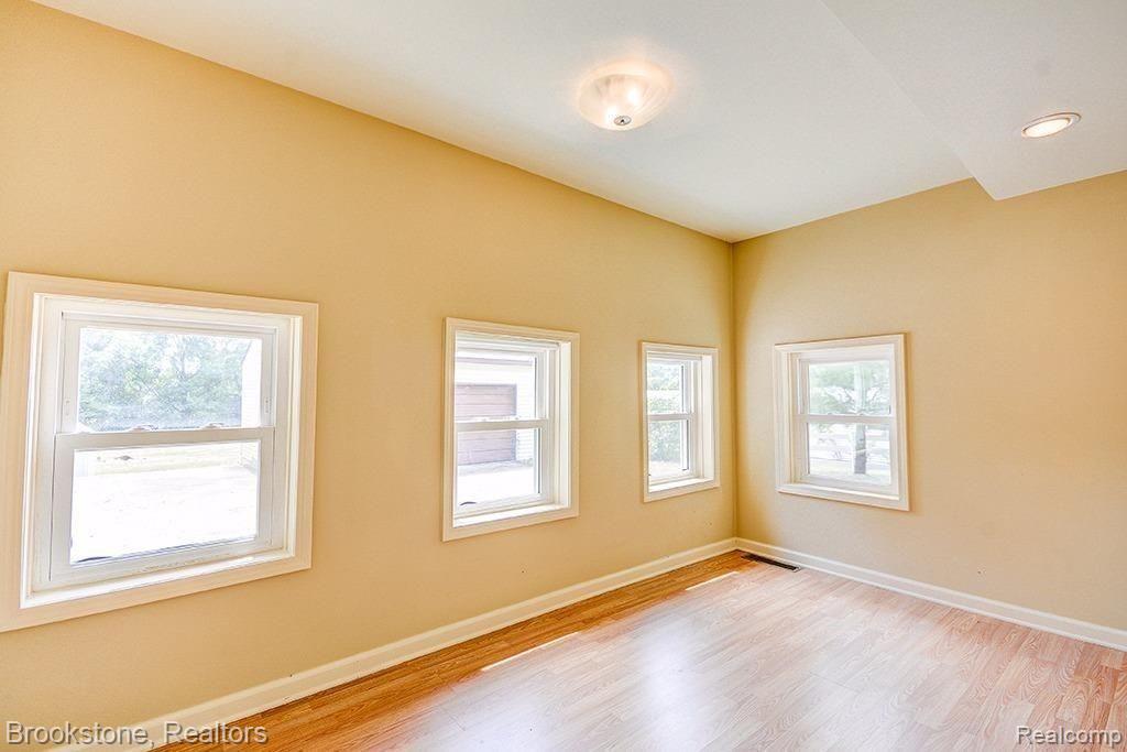 5180 Merritt Road Ypsilanti, MI 48197 - Photo 18 of 28