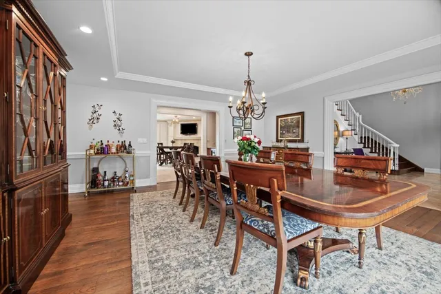 $1,695,000 | 10 Deepwood Road, Barrington Hills, IL 60010