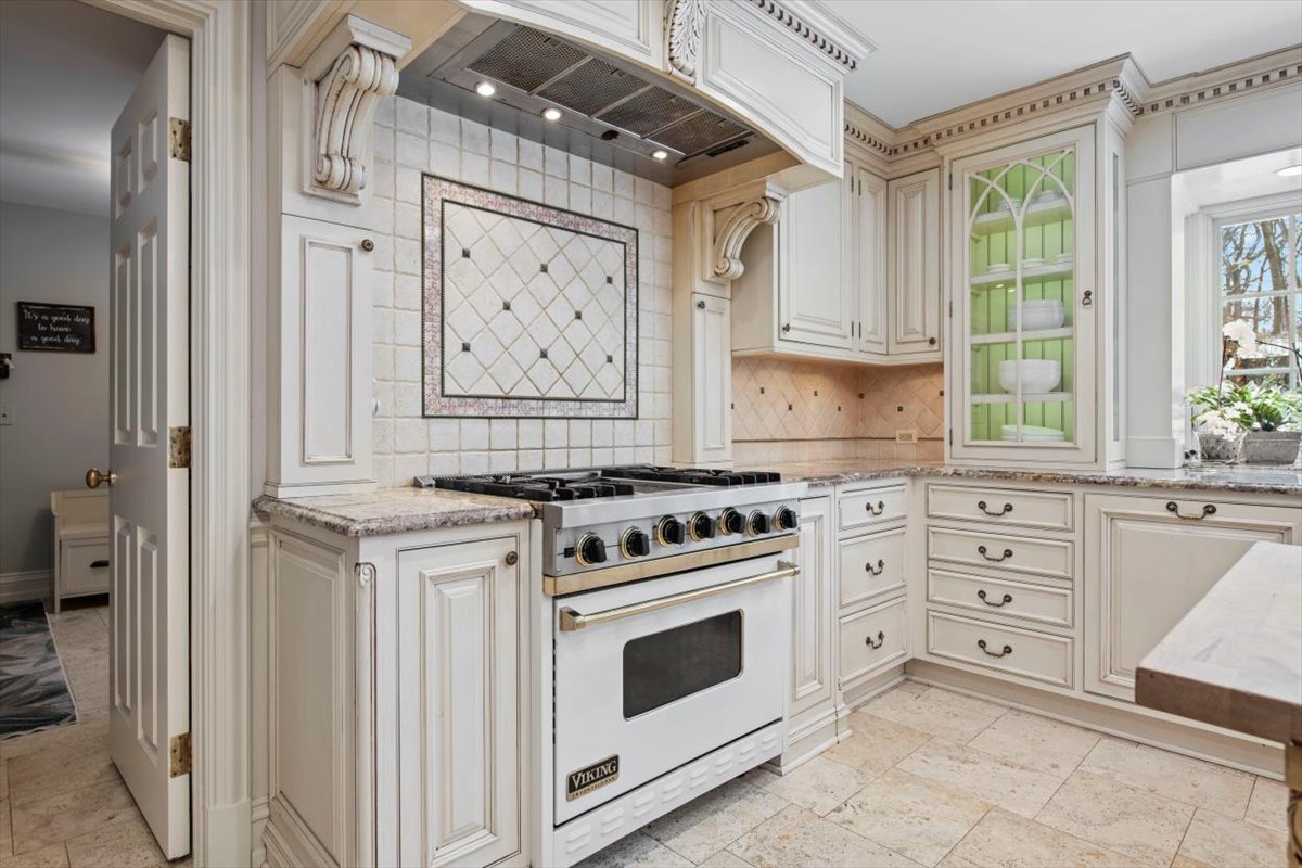 10 Deepwood Road Barrington Hills, IL 60010 - Photo 16 of 65