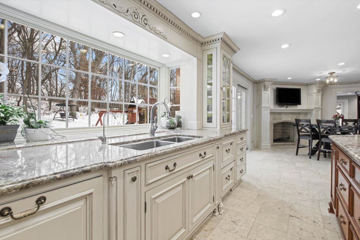 10 Deepwood Road Barrington Hills, IL 60010 - Photo 18 of 65