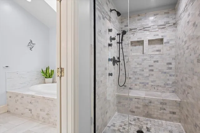 $1,695,000 | 10 Deepwood Road, Barrington Hills, IL 60010