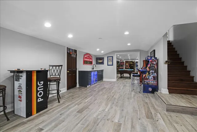 $1,695,000 | 10 Deepwood Road, Barrington Hills, IL 60010