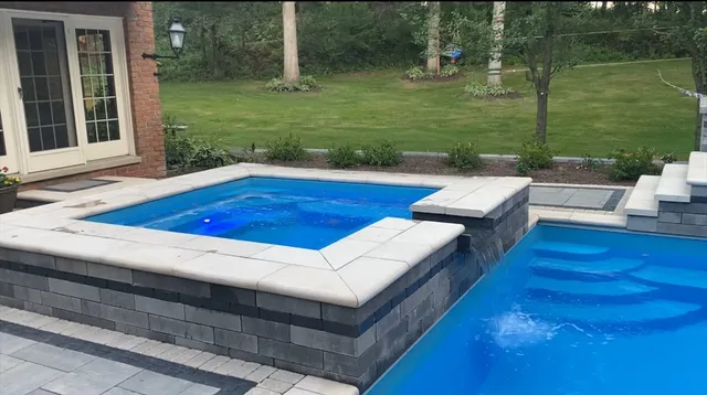 $1,695,000 | 10 Deepwood Road, Barrington Hills, IL 60010