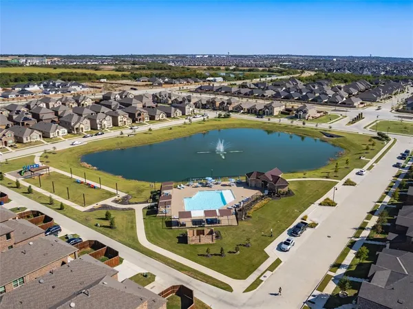$2,395 | 1520 Saratoga Avenue, Celina, TX 75009